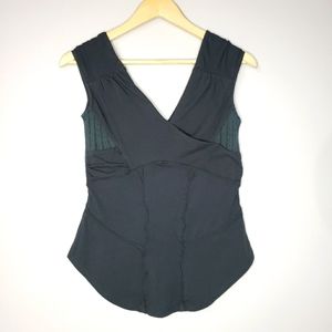 3/$30 Free People Medium V-neck Sleeveless Top